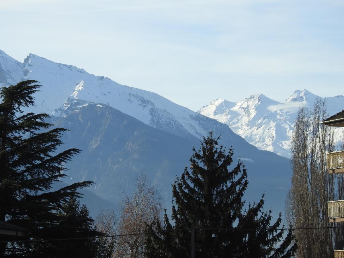 Appartamento Maggio Di Fronte Palaghiaccio Cir 0005 Aosta Exterior foto